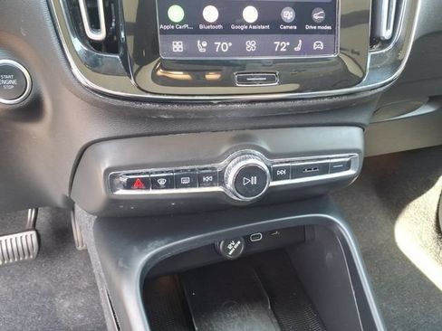 Used 2023 Volvo XC40 B5 Plus w/ Driver Assist Package AWD/4WD image 27