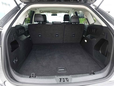 Used 2024 Ford Edge SEL image 28