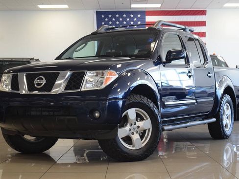 Used 2007 Nissan Frontier LE AWD/4WD image 3