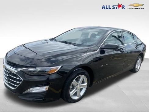 Used 2024 Chevrolet Malibu LS FWD image 1