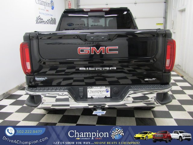 Used 2022 GMC Sierra 1500 SLT w/ SLT Premium Plus Package AWD/4WD image 18
