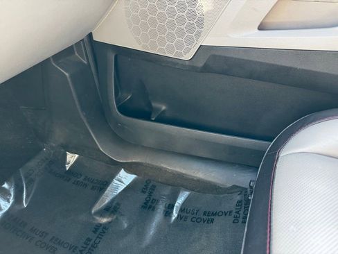 Used 2017 Chevrolet Equinox Premier w/ Enhanced Convenience Package image 20