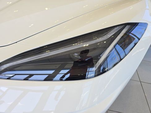 New 2026 Chevrolet Corvette Stingray Premium Cpe w/ Z51 Performance Package image 28