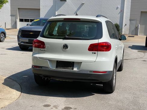 Used 2016 Volkswagen Tiguan S FWD image 7
