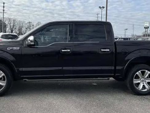 Used 2019 Ford F150 Platinum w/ Max Trailer Tow Package image 3