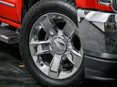 Used 2017 Chevrolet Silverado 1500 LTZ w/ Max Trailering Package image 3