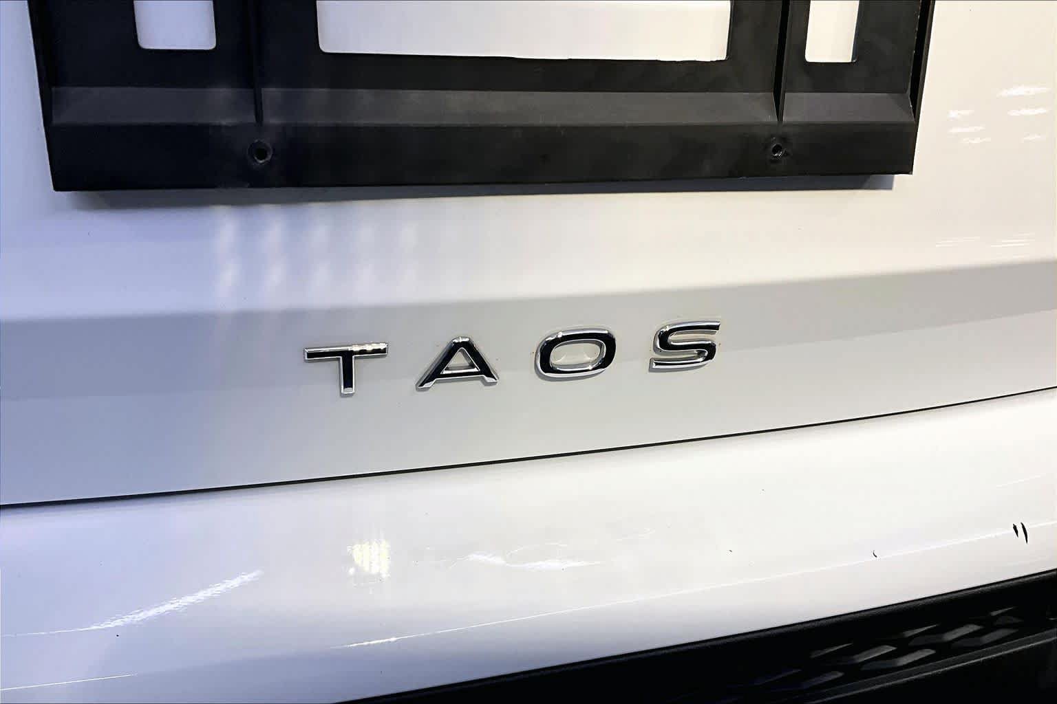 Used 2023 Volkswagen Taos SEL AWD/4WD image 10