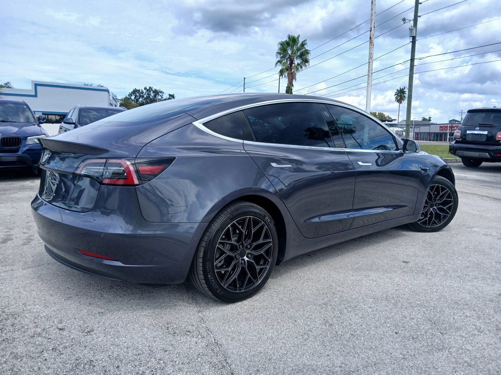 Used 2018 Tesla Model 3 Long Range RWD image 6