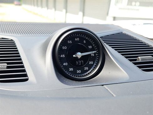 New 2025 Porsche Cayenne GTS image 15