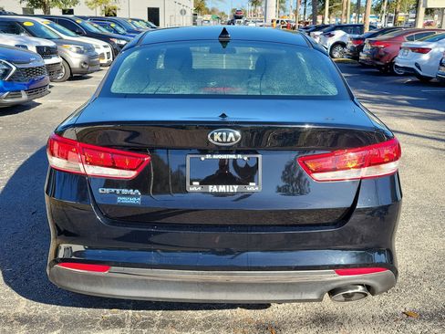 Used 2017 Kia Optima LX w/ Option Group 014 image 5