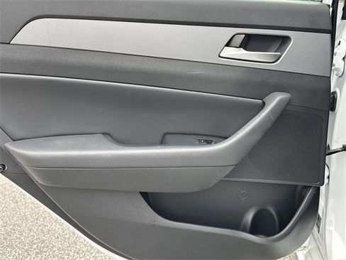 Used 2019 Hyundai Sonata SEL w/ Tech Package 02 image 21