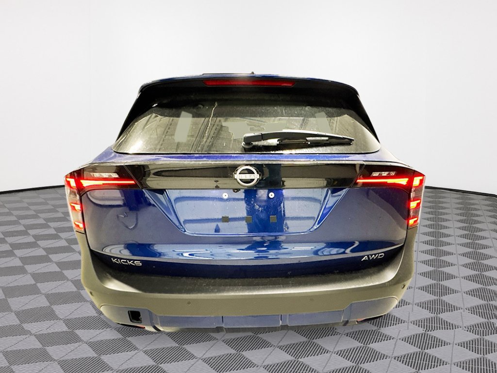 New 2027 Nissan Kicks SV AWD/4WD image 4