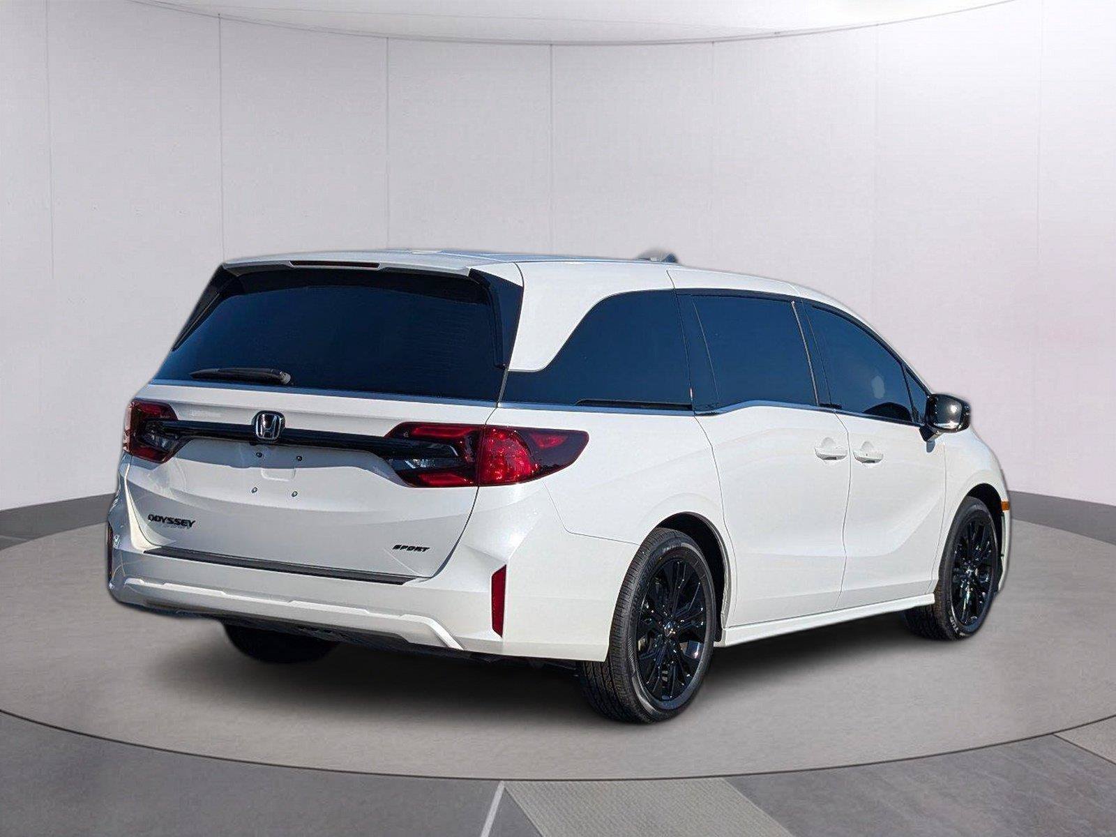 Used 2026 Honda Odyssey Sport-L image 7