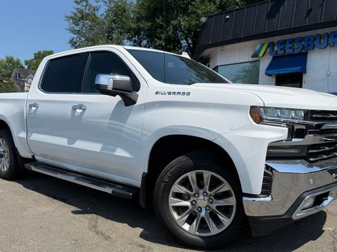 Used 2022 Chevrolet Silverado 1500 LTZ AWD/4WD image 2