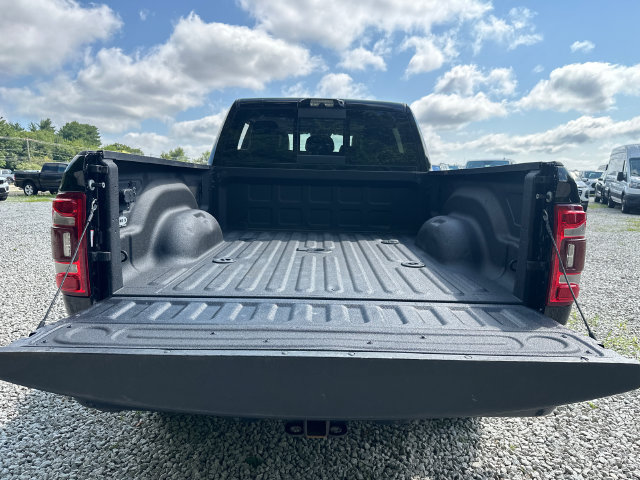 Used 2023 RAM 3500 Laramie AWD/4WD image 13