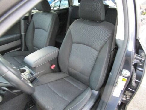 Used 2000 Subaru Outback Limited image 22