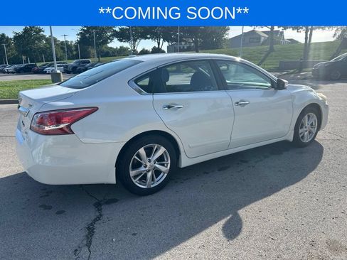 Used 2013 Nissan Altima 2.5 SV w/ 2.5SV Convenience Pkg FWD image 6