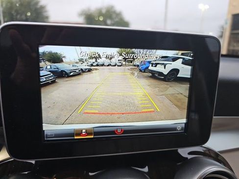 Used 2019 Mercedes-Benz GLC 300 image 13