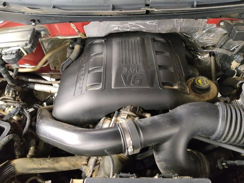 Used 2014 Ford F150 FX4 w/ Equipment Group 402A Luxury image 30