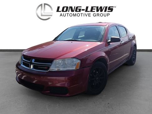 Used 2014 Dodge Avenger SE FWD image 1