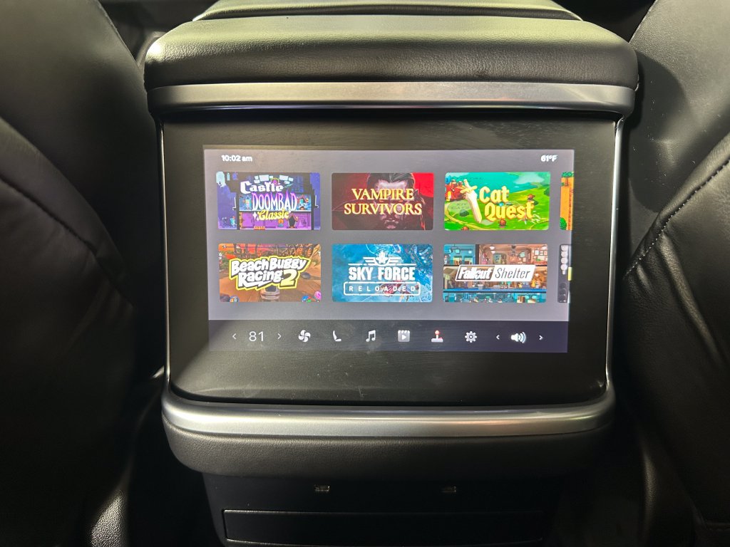 Used 2022 Tesla Model X AWD/4WD image 27