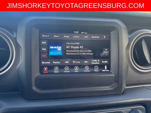 Used 2022 Jeep Wrangler Sport AWD/4WD image 17