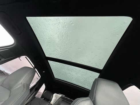 Used 2023 Audi SQ7 Prestige image 29