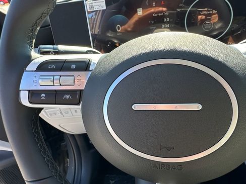 New 2025 Hyundai Tucson SEL image 24