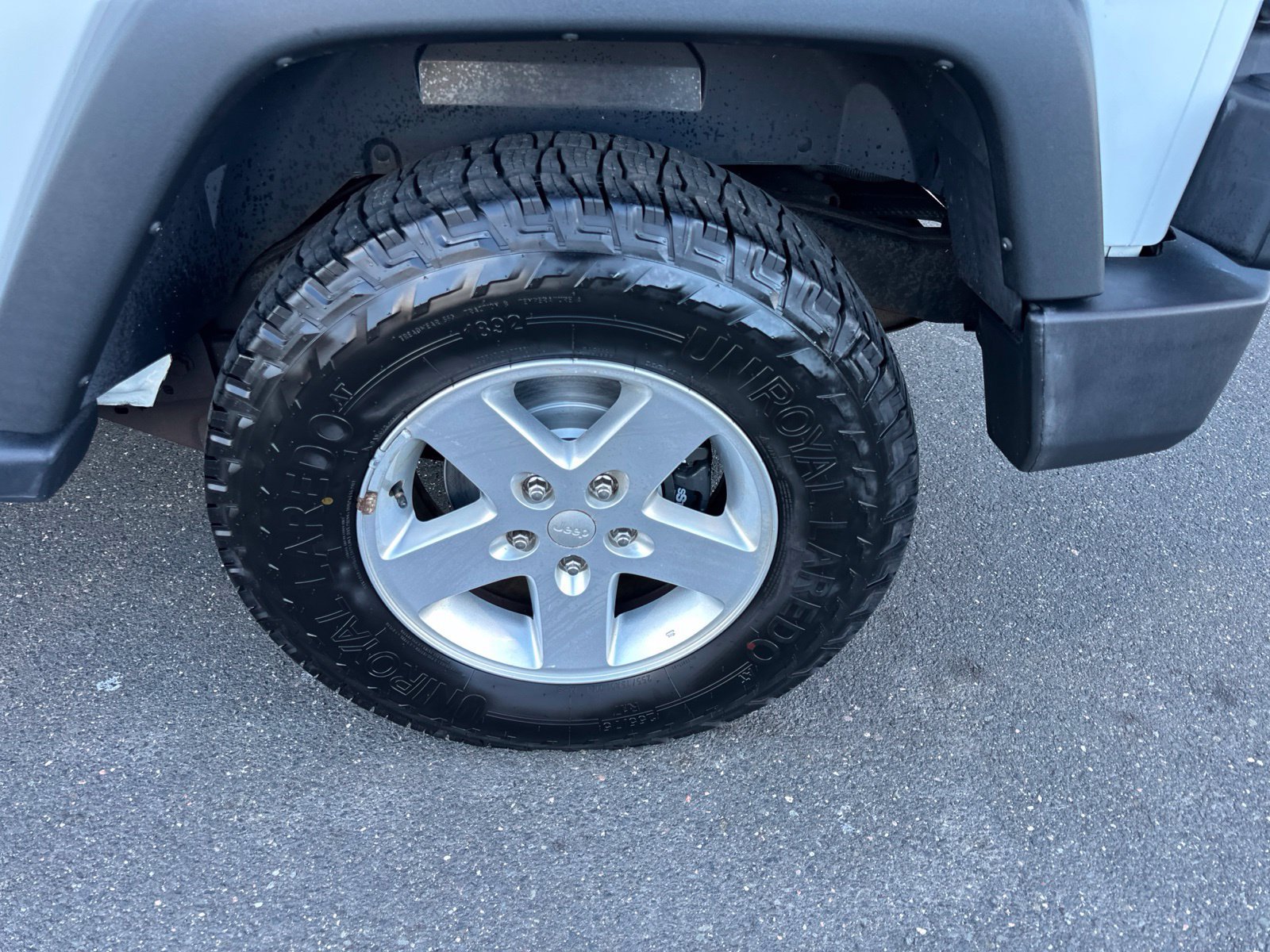 Used 2016 Jeep Wrangler Sport w/ Quick Order Package 24S AWD/4WD image 10