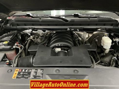 Used 2017 Chevrolet Silverado 1500 LT w/ LPO, Black Pack AWD/4WD image 39