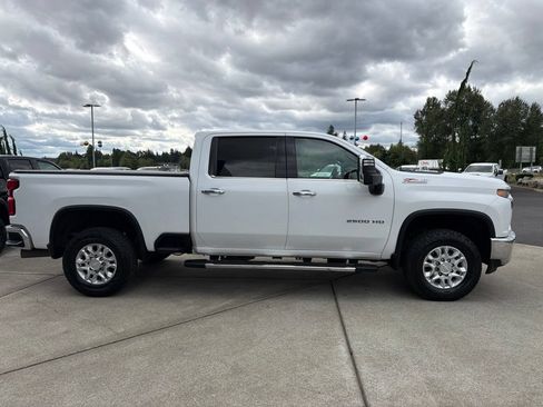 Used 2020 Chevrolet Silverado 2500 LTZ w/ LTZ Plus Package AWD/4WD image 7