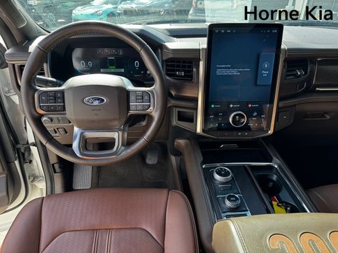 Used 2022 Ford Expedition King Ranch image 16