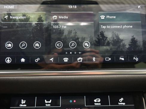 Used 2020 Land Rover Range Rover Evoque SE AWD/4WD image 26