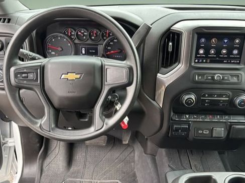 Used 2023 Chevrolet Silverado 2500 W/T w/ WT Convenience Package image 9