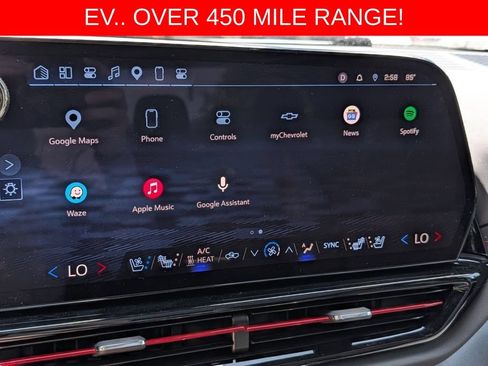 Used 2025 Chevrolet Silverado EV RST AWD/4WD image 41