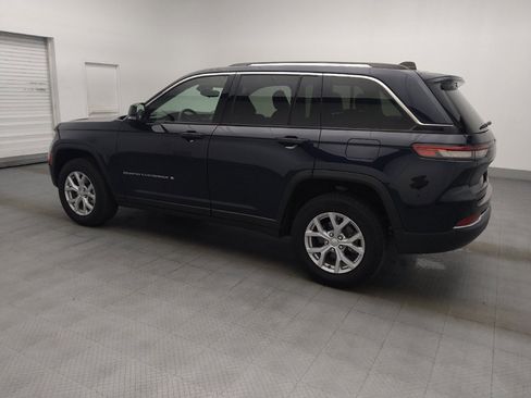 Used 2023 Jeep Grand Cherokee Limited RWD image 3