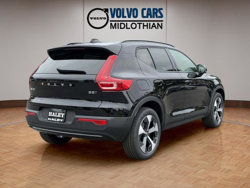 New 2026 Volvo XC40 B5 Plus w/ Climate Package AWD/4WD image 20