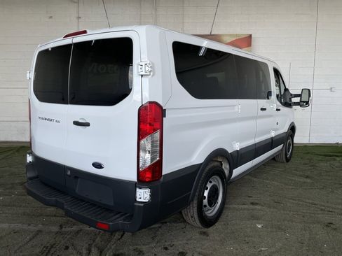 Used 2017 Ford Transit 150 XL image 5