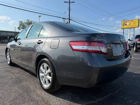 Used 2011 Toyota Camry LE w/ LE Extra-Value Pkg FWD image 7