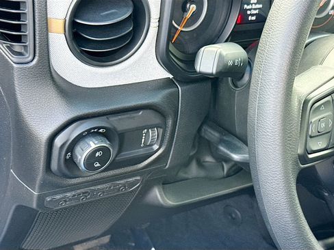 New 2026 Jeep Gladiator Sport image 10