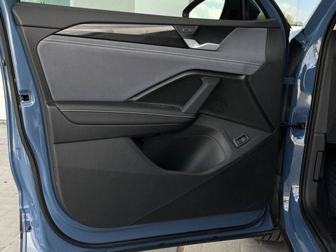 New 2026 Volkswagen Tiguan SE R-Line image 9