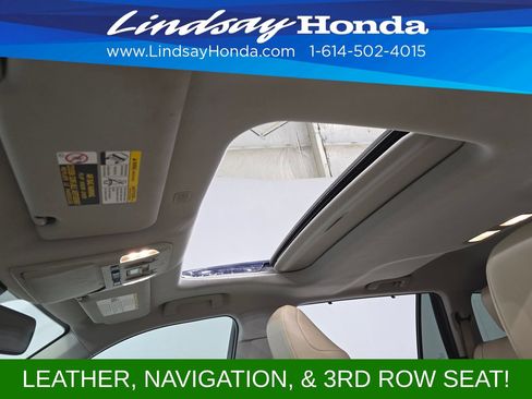 Used 2021 Toyota Highlander XLE AWD/4WD image 22