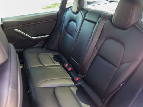 Used 2021 Tesla Model 3 Standard Range Plus RWD image 21