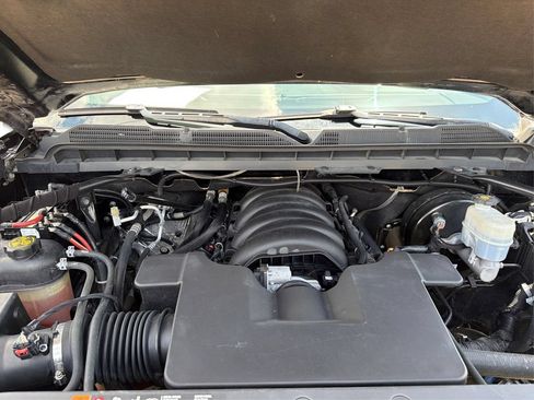 Used 2018 Chevrolet Silverado 1500 LTZ AWD/4WD image 12