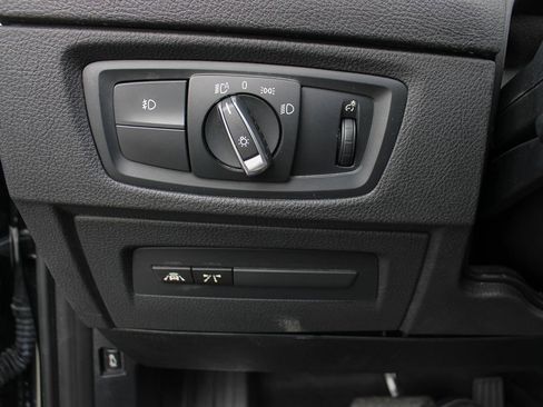 Used 2020 BMW 230i xDrive Convertible w/ Convenience Package image 30