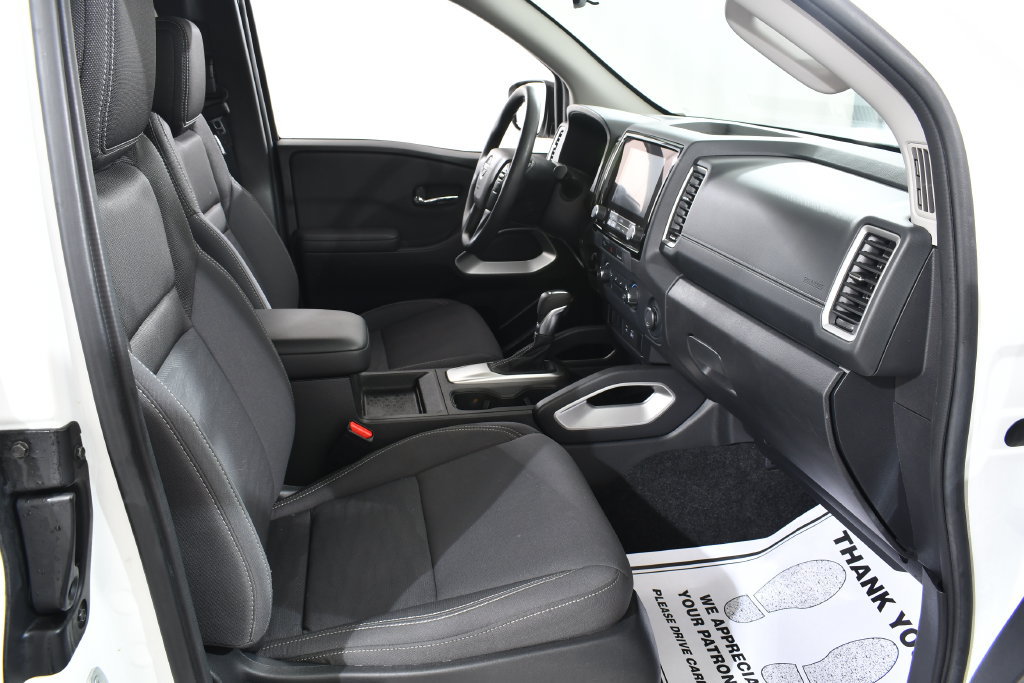 Used 2024 Nissan Frontier SV AWD/4WD image 10