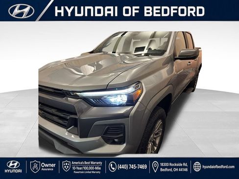 Used 2023 Chevrolet Colorado LT w/ LT Convenience Package III AWD/4WD image 9