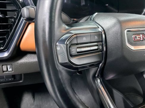 Used 2024 GMC Canyon AT4 w/ AT4 Premium Package AWD/4WD image 23