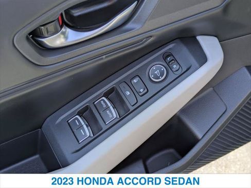 Used 2023 Honda Accord EX image 13