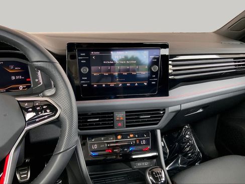 Used 2025 Volkswagen Jetta GLI Autobahn FWD image 7